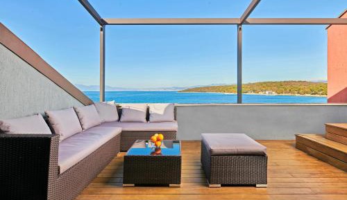 Veya Deluxe Suite with Sea View Balcony 