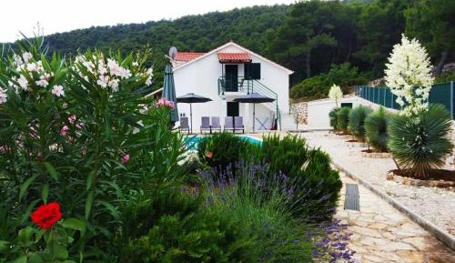 Villa with Sea View