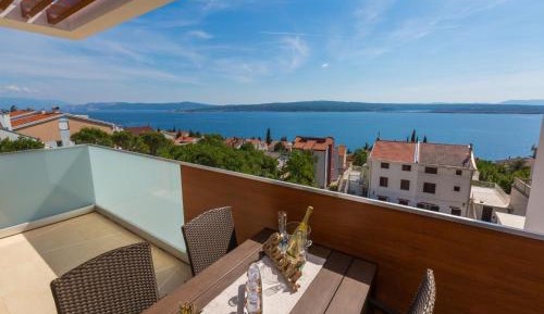 Two-Bedroom Apartment with Sea View