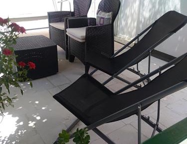 Studio Apartment with Sea View