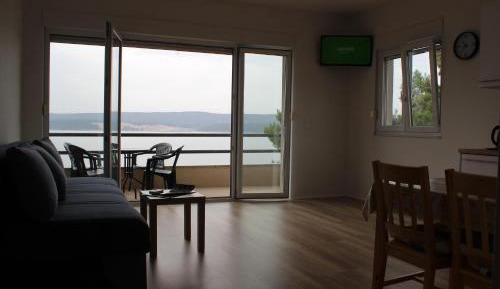 Superior One-Bedroom Apartment with Balcony and Sea View - Second Floor