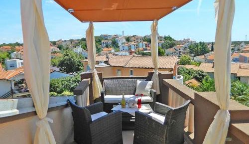 Apartment with Terrace