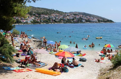 Okrug Gornji Apartment | Studio flat near beach Mavarštica, Čiovo (AS-9432-a)