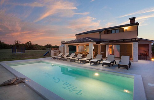 Martinski Villa | Beautiful Villa San Martino with pool