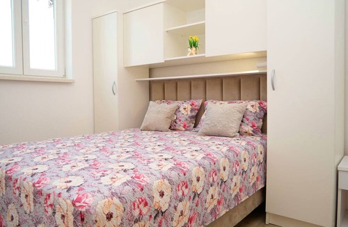 Marina House | House Vinovac with private swimming pool