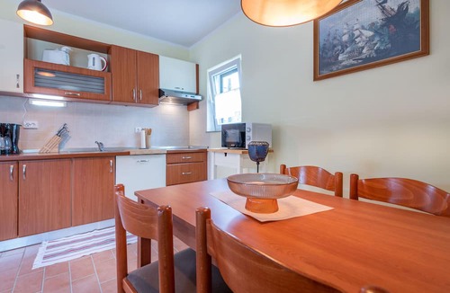 Ripenda Kras Villa | Eine Oase am Meer mit Privatem Pool und Bezauberndem Garten
