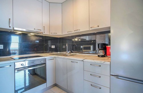 Rubesi Apartment | Nice apartment for 4 people with A/C, WIFI, pool, TV and balcony