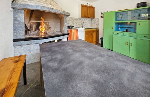 Marina House | Stunning private villa for 6 guests with A/C, WIFI, private pool, TV, terrace and pets allowed