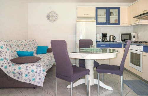 Duga Luka Apartment | Cosy apartment for 2 people with A/C, WIFI, TV and terrace