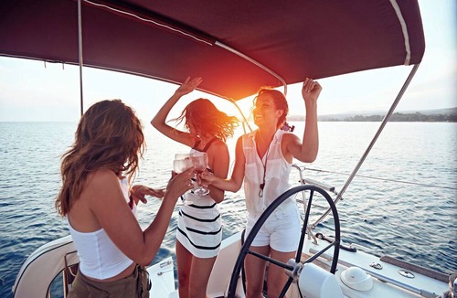 Kastel Gomilica Boat Rental | Sun-Kissed Sailing Adventure in Split, Croatia