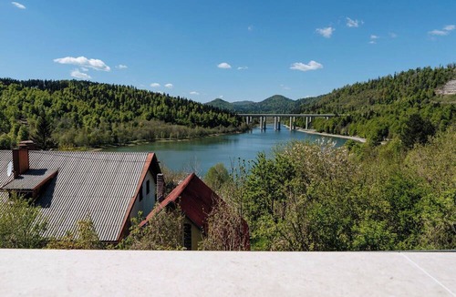 Fuzine Villa | Wonderful private villa for 10 guests with hot tub, WIFI, TV, terrace and pets allowed