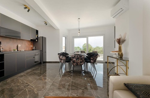 Krnica House | Awesome home in Krnica
