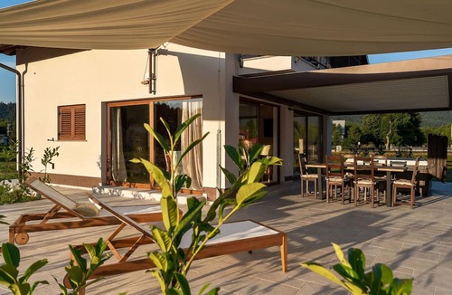 Fuzine House | Beautiful private villa for 4 people with hot tub, WIFI, A/C, TV, terrace and pets allowed