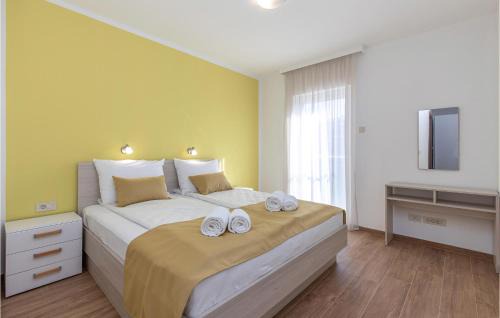 Zurkovo Apartment | Amazing Apartment In Kostrena With Swimming Pool