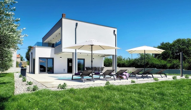 Villa Borina – house in a quiet location for a relaxing holiday by Istrabook