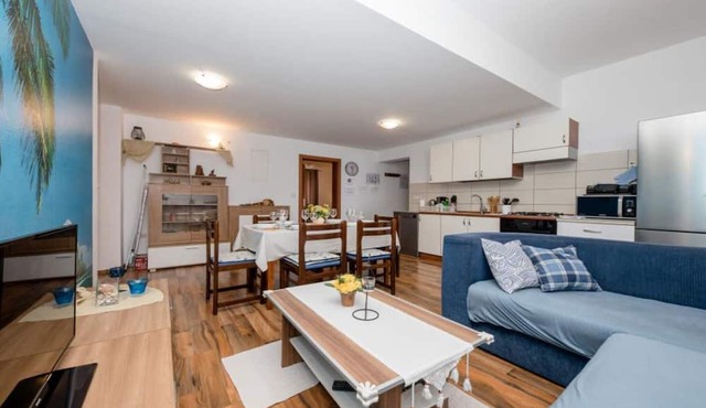 Apartments Scerbe Gordana & Miljenko Rab - Three Bedroom Apartment with Terrace (2)
